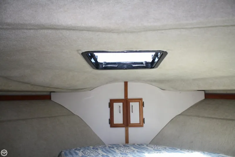 Slide: The Image of Carver Yachts 2897 Mariner 1988 - 1