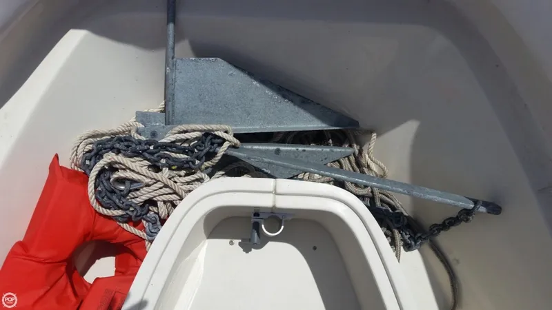 Slide: The Image of Sea Ray 260 Signature Select 1999 - 10