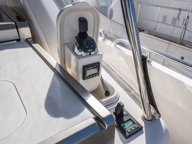 Slide: The Image of 2023 Riviera 6000 Sport Yacht Platinum - Image 14 - 14