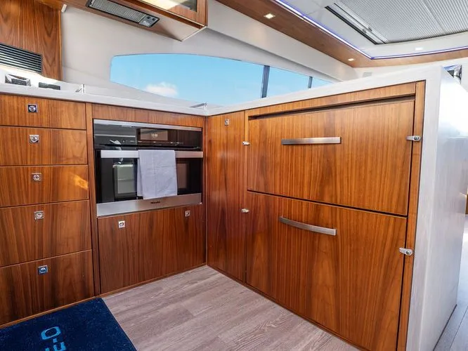 Slide: The Image of 2023 Riviera 6000 Sport Yacht Platinum - Image 17 - 17