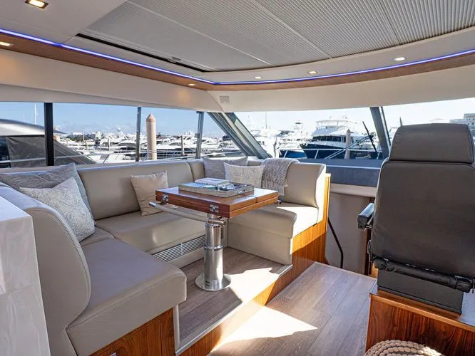 Slide: The Image of 2023 Riviera 6000 Sport Yacht Platinum - Image 20 - 20