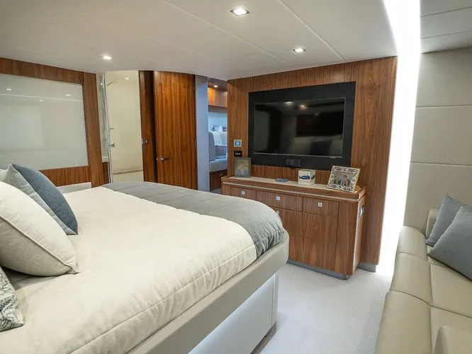 Slide: The Image of 2023 Riviera 6000 Sport Yacht Platinum - Image 30 - 30