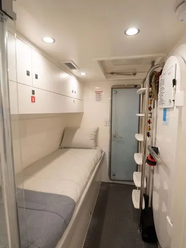 Slide: The Image of 2023 Riviera 6000 Sport Yacht Platinum - Image 40 - 40