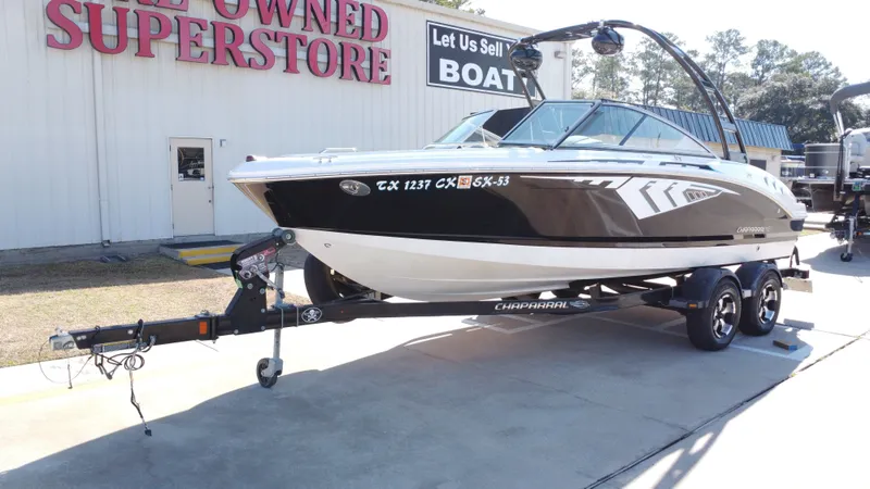 Slide: The Image of Chaparral 21 H2O Sport 2014 - 10