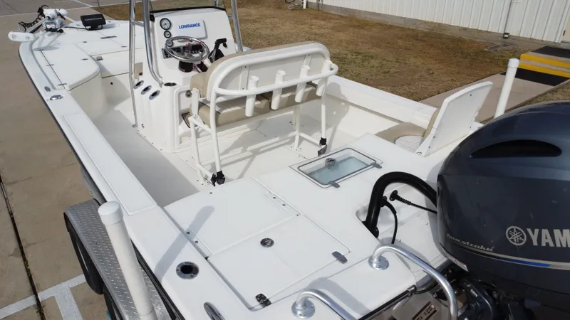 Slide: The Image of Sea Born FX22 Bay 2017 - 28