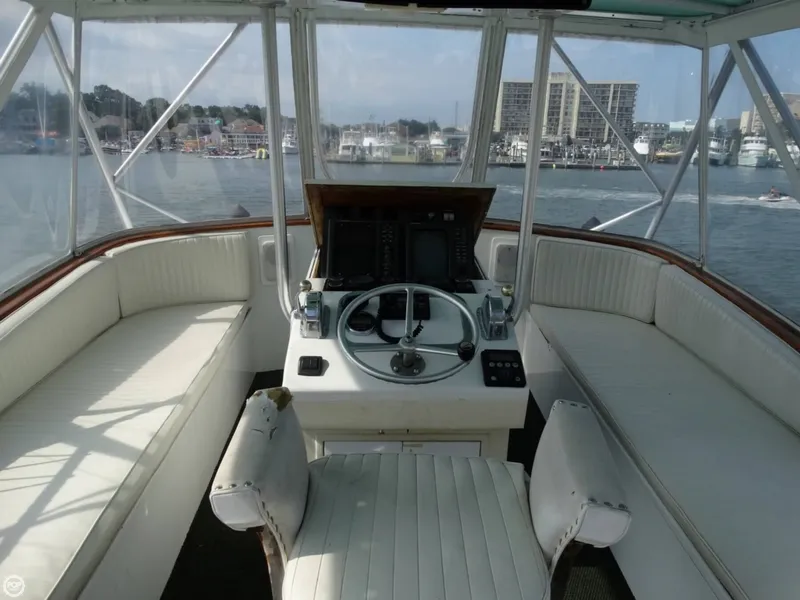 Slide: The Image of Graves 45 Sportfisherman 1977 - 8