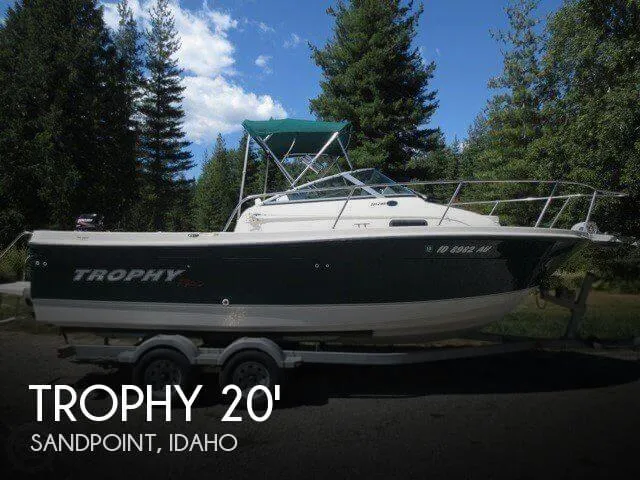Slide: The Image of Trophy 2052 PRO Walkaround 2006 - 0