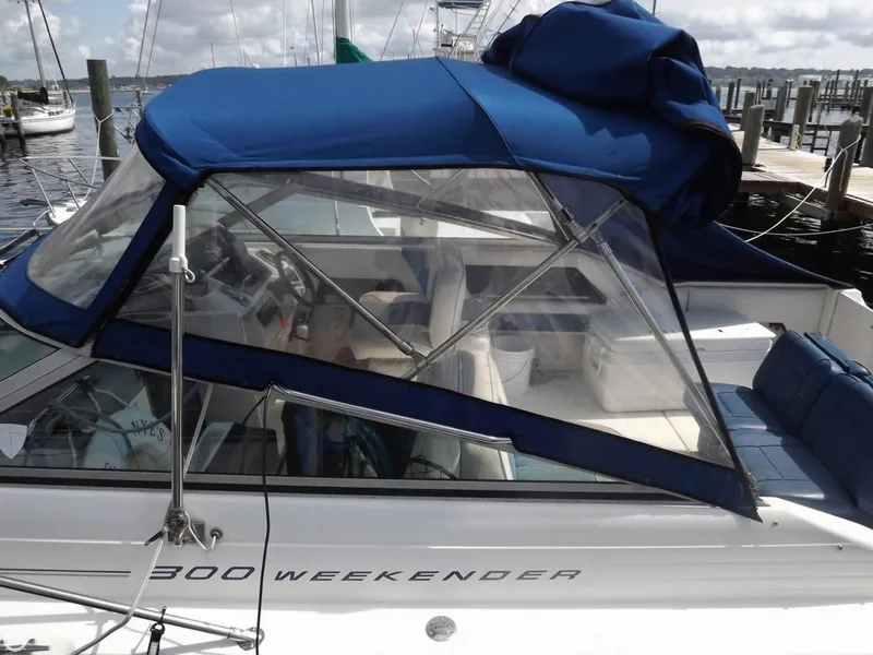 Slide: The Image of Sea Ray 300 Weekender 1994 - 4