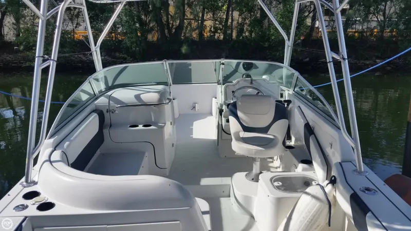 Slide: The Image of Glacier Bay 2240 SX Renegade 2003 - 3
