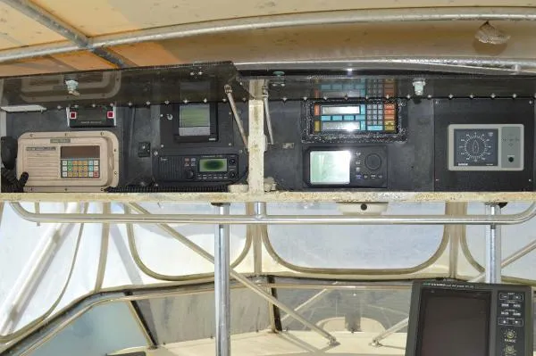 Slide: The Image of Hatteras 55 Convertible 1988 - 10