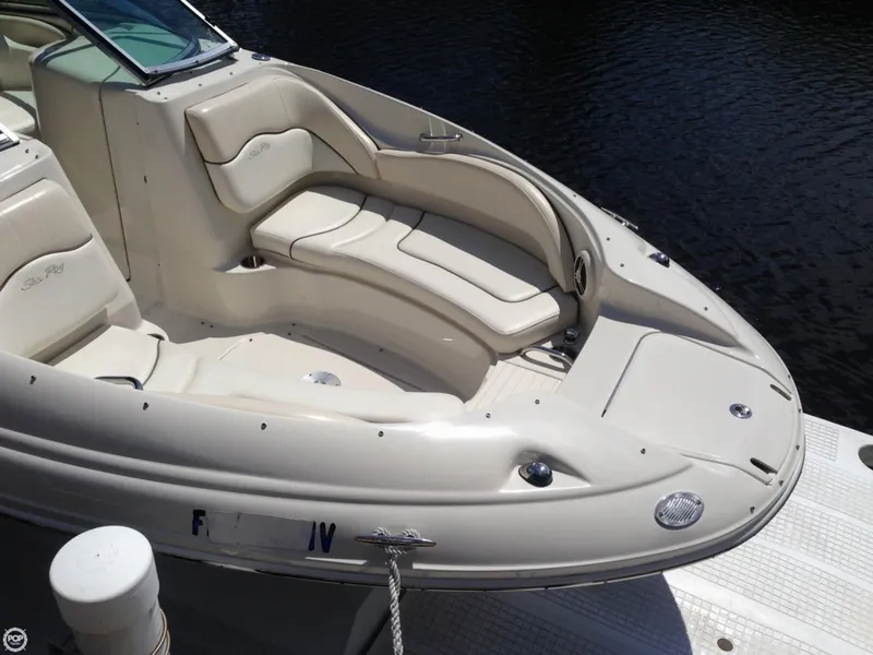 Slide: The Image of Sea Ray 220 SunDeck 2008 - 5
