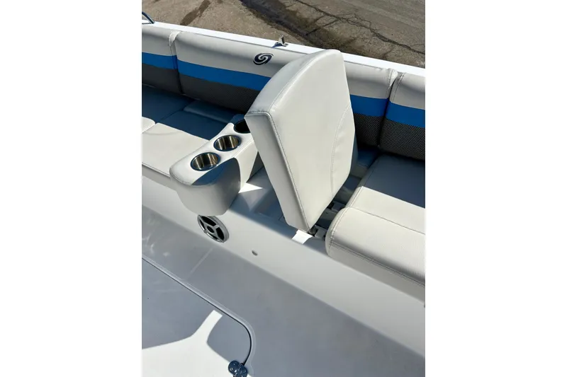 Slide: The Image of 2019 Hurricane SunDeck Sport 201 OB boat interior with seating and cup holders. - 29