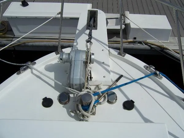 Slide: The Image of Marine Trader Tradewinds 43 Sundeck 1987 - 7