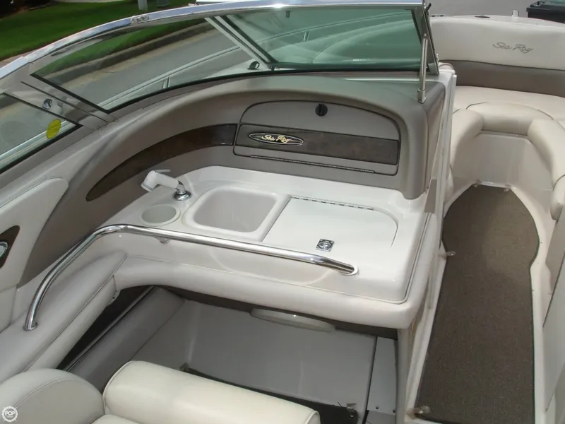 Slide: The Image of Sea Ray 230 BR Signature Select 1998 - 11