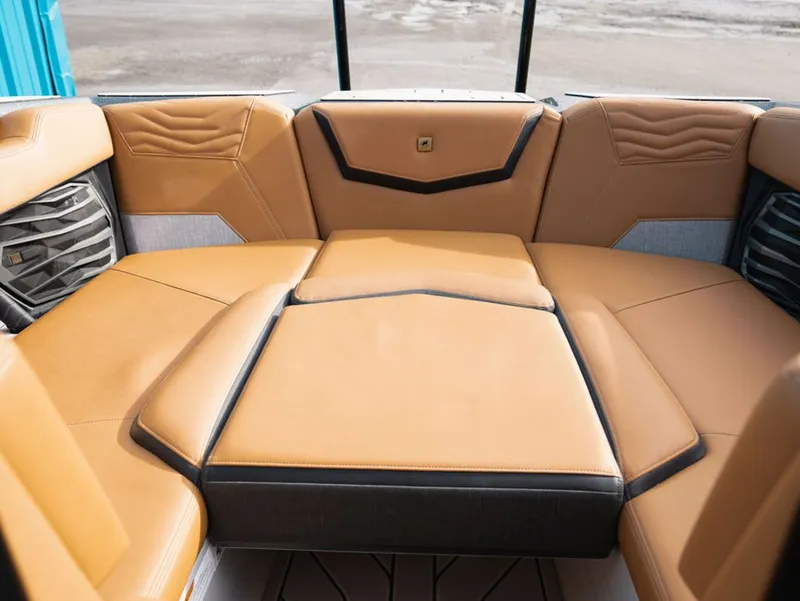 Slide: The Image of Nautique Super Air Nautique G23 2026 - 8