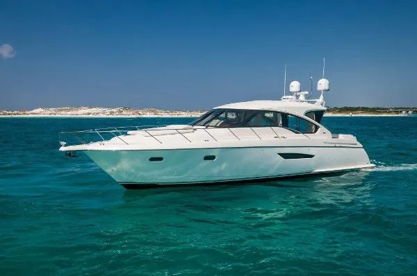 Slide: The Image of Tiara 5800 Sovran 2012 - 0