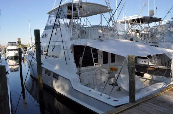 Slide: The Image of Hatteras Sportfish 1988 - 3