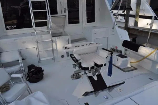 Slide: The Image of Hatteras Sportfish 1988 - 8