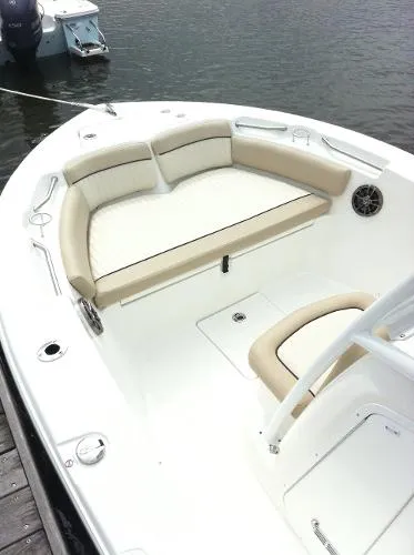 Slide: The Image of Sea Fox 206 Commander 2016 - 1