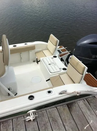 Slide: The Image of Sea Fox 206 Commander 2016 - 2