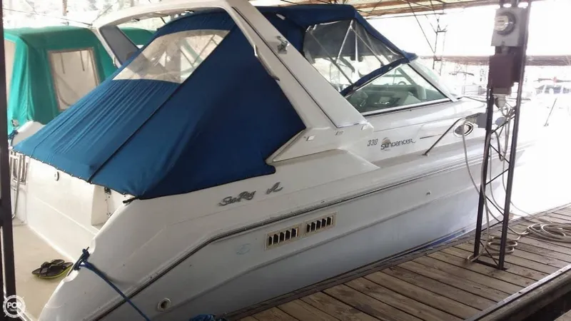 Slide: The Image of Sea Ray 330 Sundancer 1994 - 1