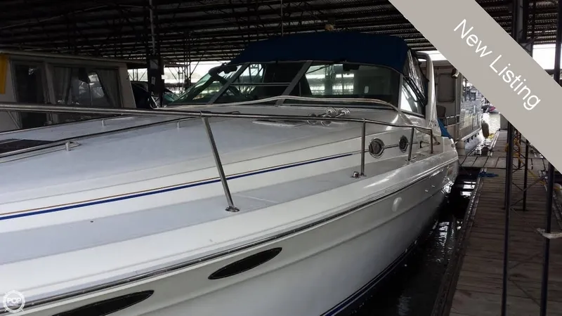 Slide: The Image of Sea Ray 330 Sundancer 1994 - 3