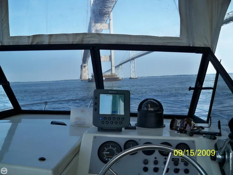 Slide: The Image of Angler 220 Horizon Walk Around 1991 - 7
