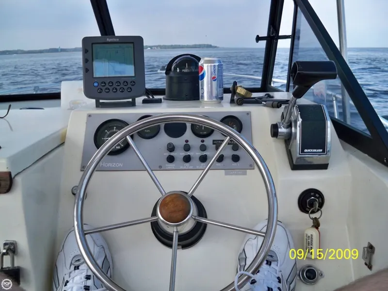 Slide: The Image of Angler 220 Horizon Walk Around 1991 - 8