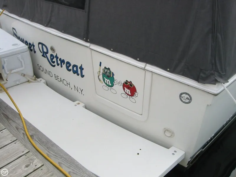 Slide: The Image of Wellcraft 330 Coastal 2004 - 6
