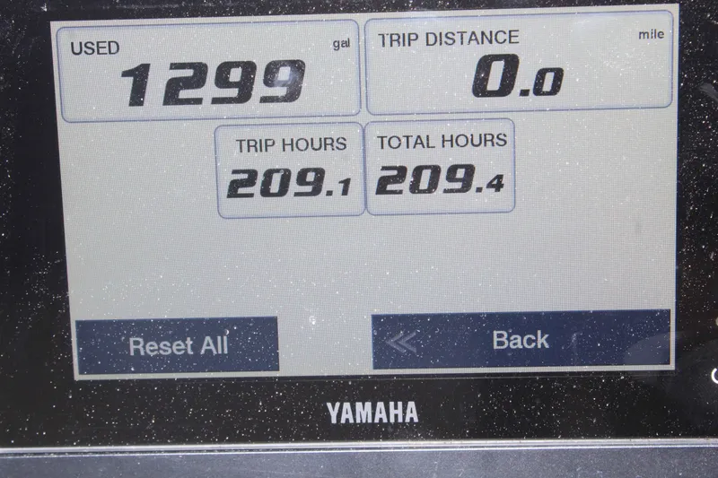 Slide: The Image of Robalo 266 Cayman 2022 - 20