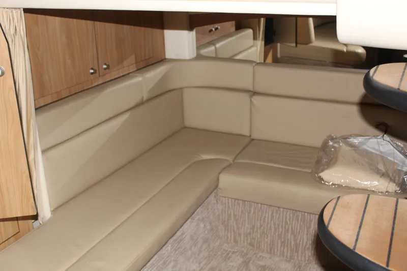 Slide: The Image of Sea Ray 340 Sundancer 2006 - 13