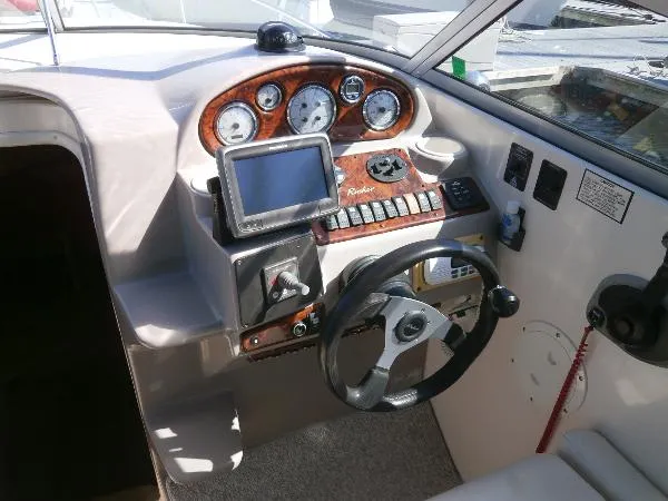 Slide: The Image of Rinker Fiesta Vee 270 2004 - 8