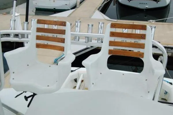 Slide: The Image of Bertram 37 Convertible 1982 - 11