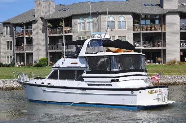 Slide: The Image of Jefferson Cockpit Motor Yacht 1986 - 2