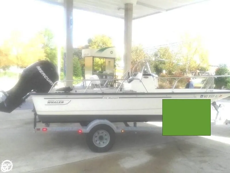 Slide: The Image of Boston Whaler 170 Montauk 2008 - 2