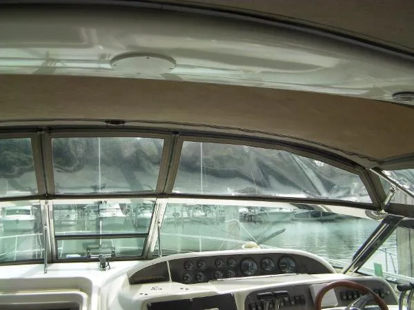 Slide: The Image of Sea Ray 370 Sundancer 1996 - 8