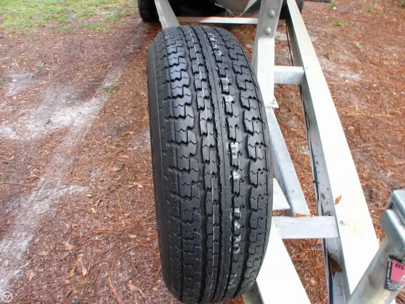 Slide: The Image of Pursuit 2550 Cuddy Cabin 1989 - 10