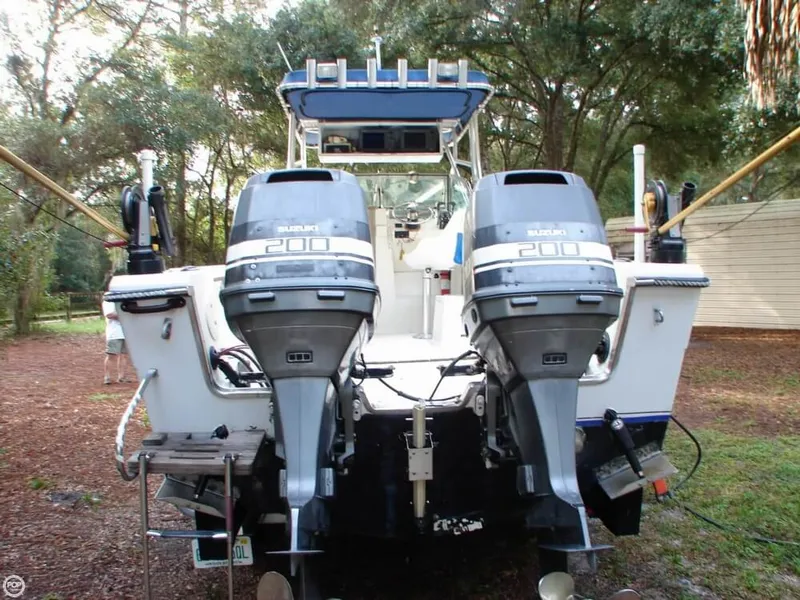 Slide: The Image of Pursuit 2550 Cuddy Cabin 1989 - 4