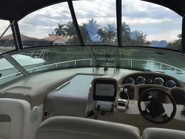 Slide: The Image of Sea Ray 320 Sundancer 2003 - 2