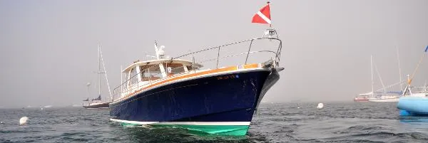 Slide: The Image of Grand Banks Eastbay 49 HX 1999 - 0
