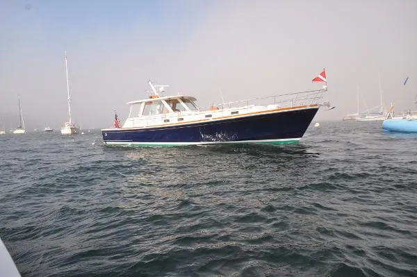 Slide: The Image of Grand Banks Eastbay 49 HX 1999 - 10
