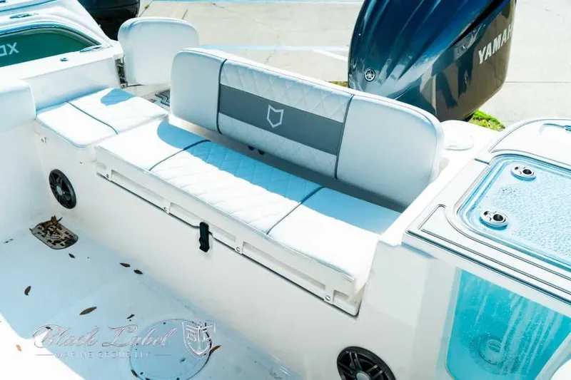 Slide: The Image of Sea Fox 248 Commander 2025 - 24