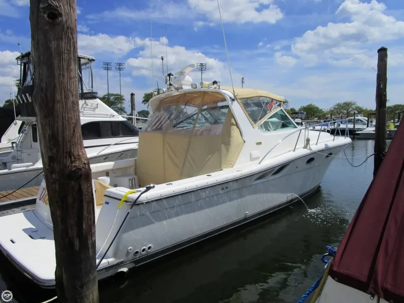 Slide: The Image of Tiara 3500 Open 1999 - 2