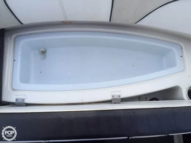 Slide: The Image of Sea Ray 190 Sport 2012 - 9