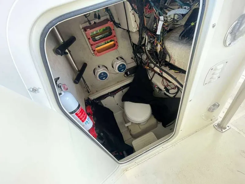 Slide: The Image of Hydra-Sports Vector 2800 2005 - 2