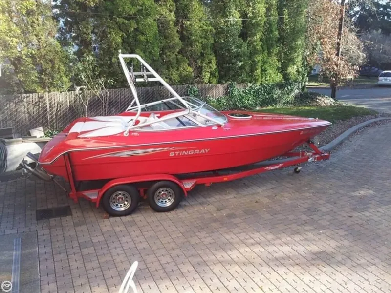 Slide: The Image of Stingray 220 SX 2004 - 1
