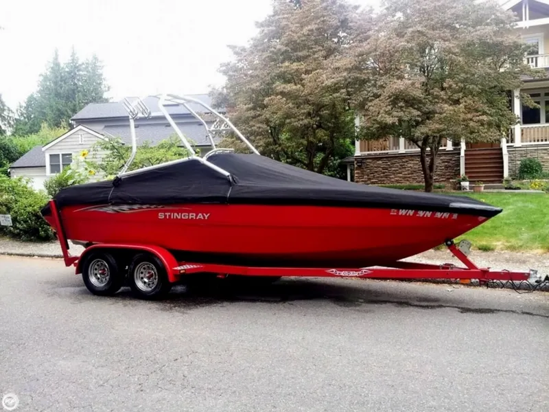Slide: The Image of Stingray 220 SX 2004 - 2