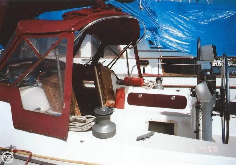 Slide: The Image of Lancer Boats 36 1981 - 6