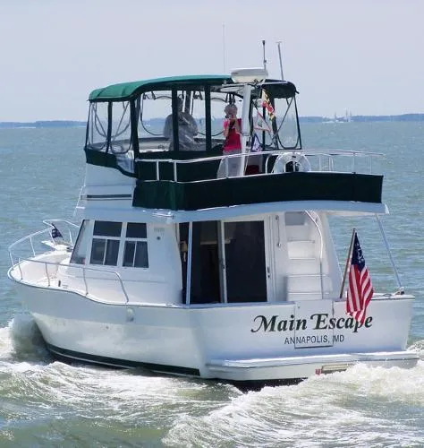 Slide: The Image of Mainship 390 Trawler 2001 - 1