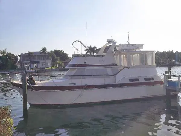 Slide: The Image of Californian Cockpit Motor Yacht 1985 - 0
